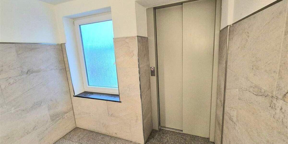 Gewerbeobjekt Essen Frohnhausen - 4 Zimmer, 1.850.000&euro; | Angebot:24736877