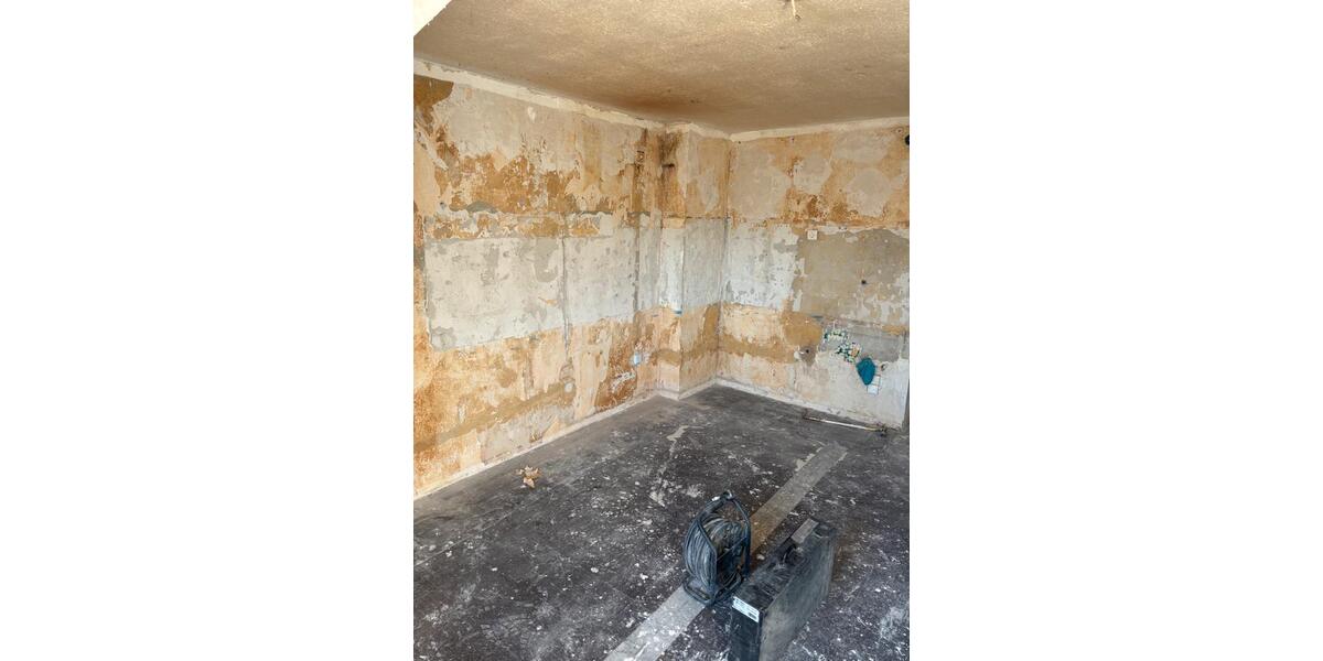 Dachgeschoßwohnung Oberhausen Alstaden - 2.5 Zimmer, 60 m&sup2;, 500&euro; | Angebot:25825814