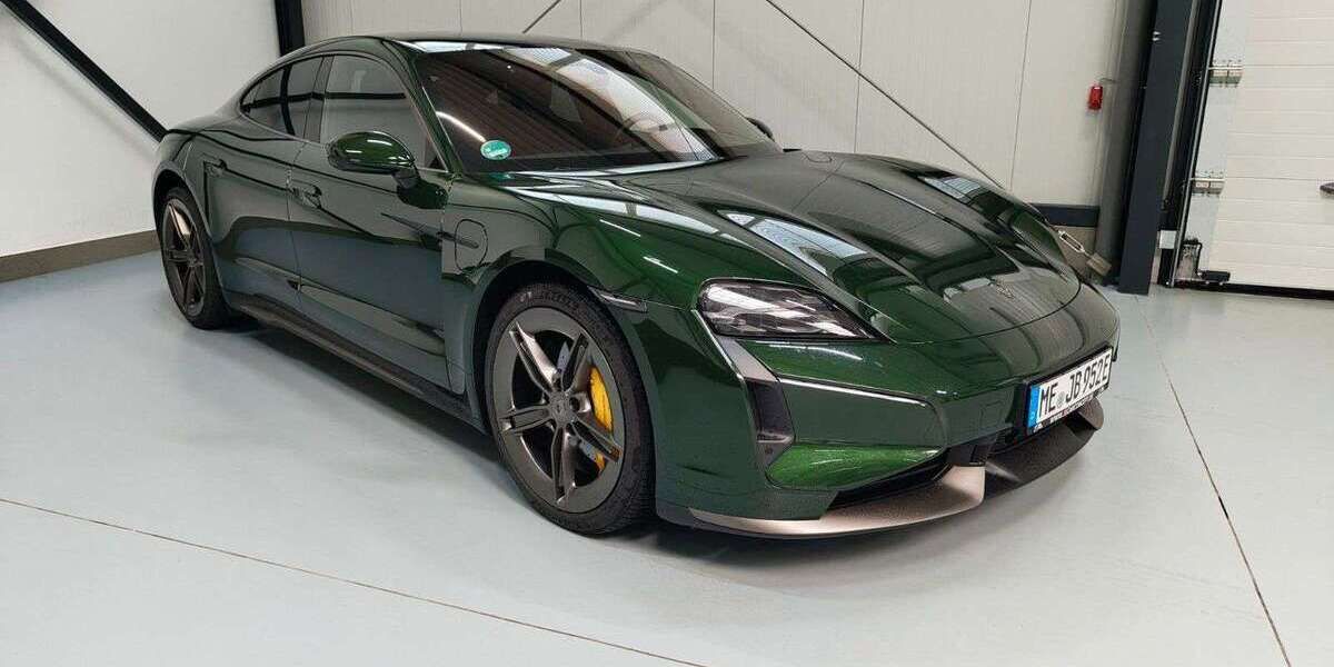 Porsche Taycan 9.950 km 224.889 &euro; Haan 42781