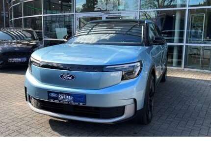 Ford Explorer 15.000 km 39.950 &euro; Essen-Kettwig 45219