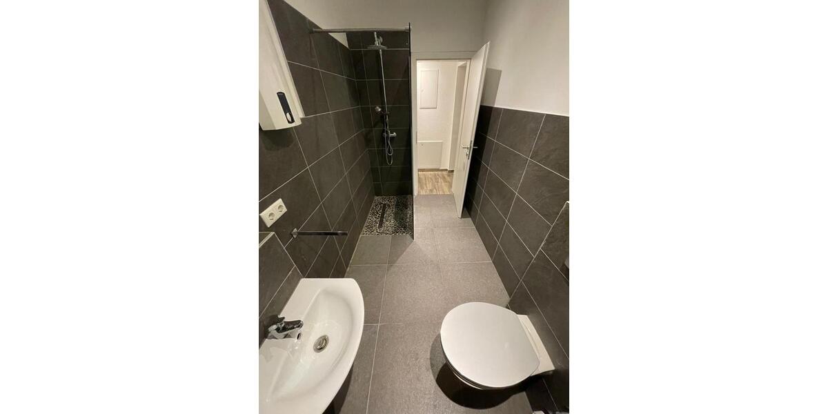 Erdgeschoßwohnung Essen Stadtbezirk V - 3.5 Zimmer, 80 m&sup2;, 1.150&euro; | Angebot:26418885