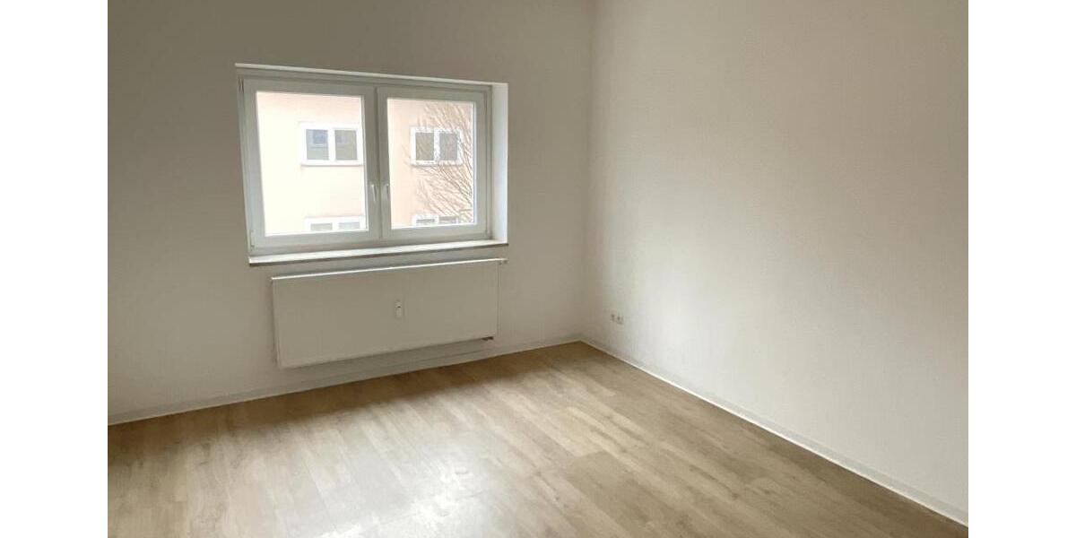 Etagenwohnung Duisburg Duisburg-Mitte - 3 Zimmer, 75 m&sup2;, 609&euro; | Angebot:26652159