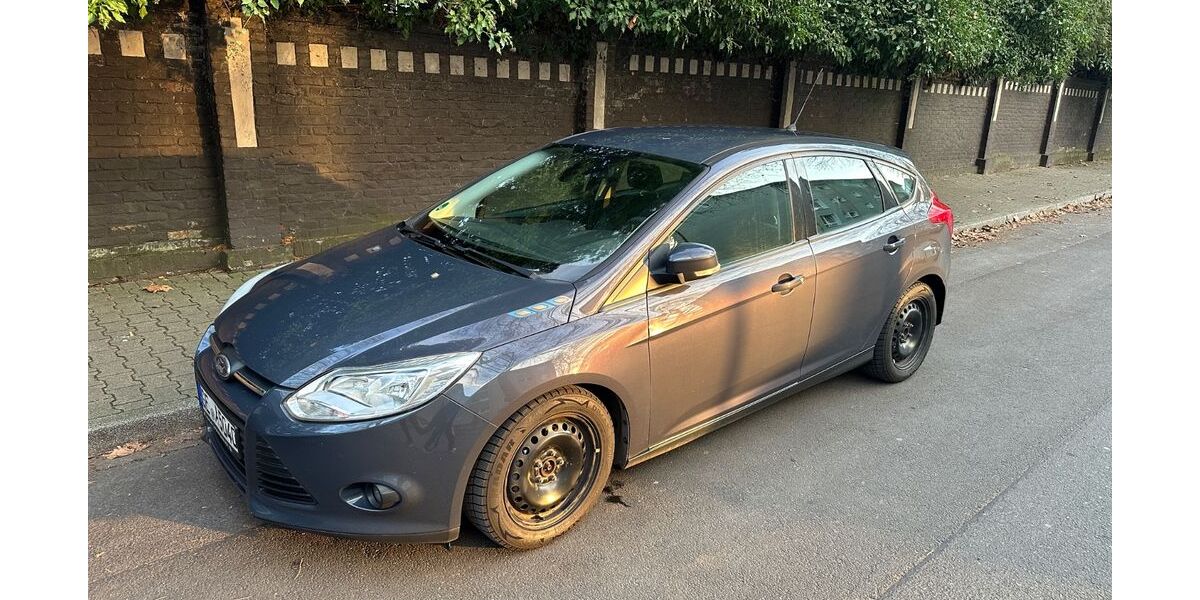 Ford Focus 220.000 km 3.400 &euro; Gelsenkirchen 45886