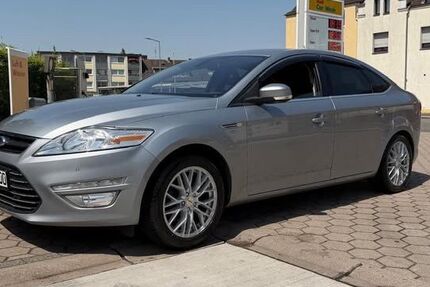 Ford Mondeo 254.000 km 9.800 &euro; Duisburg 47166
