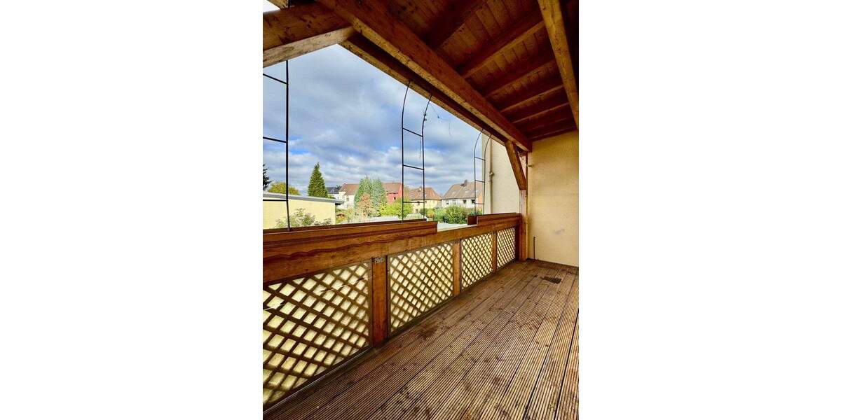 3 Zimmer-Wohnung, hochwertig saniert, provisionsfrei 3 zimmer