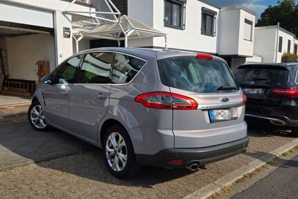 Ford S-Max 105.265 km 7.500 &euro; Bochum 44795