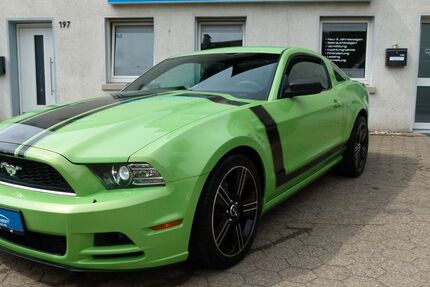 Ford Mustang 106.744 km 20.990 &euro; Bochum 44809