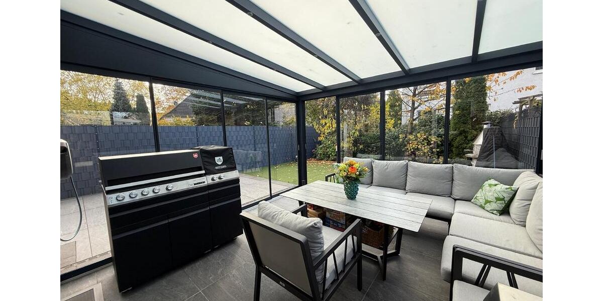 Modernes Reihenendhaus mit traumhaftem Wintergarten 5 zimmer