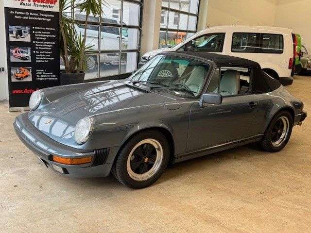 911
