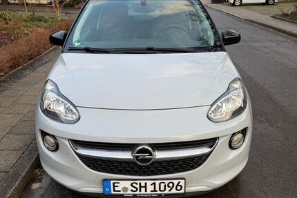 Opel Adam 89.000 km 8.499 &euro; Essen 45239
