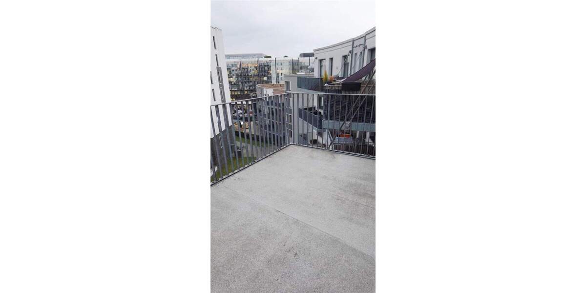 Etagenwohnung Düsseldorf Flingern Nord - 3 Zimmer, 117 m&sup2;, 1.879&euro; | Angebot:25361594