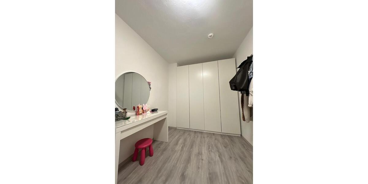 Etagenwohnung Gelsenkirchen Gelsenkirchen-Mitte - 2 Zimmer, 48 m&sup2;, 350&euro; | Angebot:25642594
