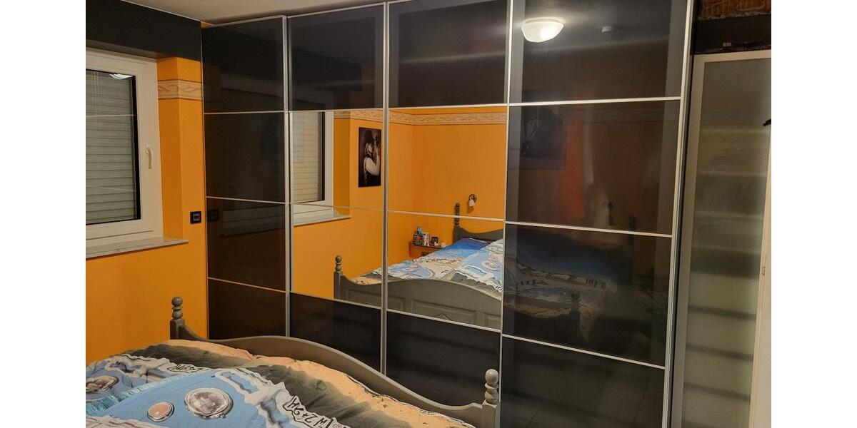 Großzügige DG-Wohnung in ruhiger Lage ohne Provision 4.5 zimmer