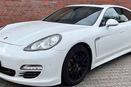Porsche Panamera 240.000 km 21.990 &euro; Herne (NRW) 44628