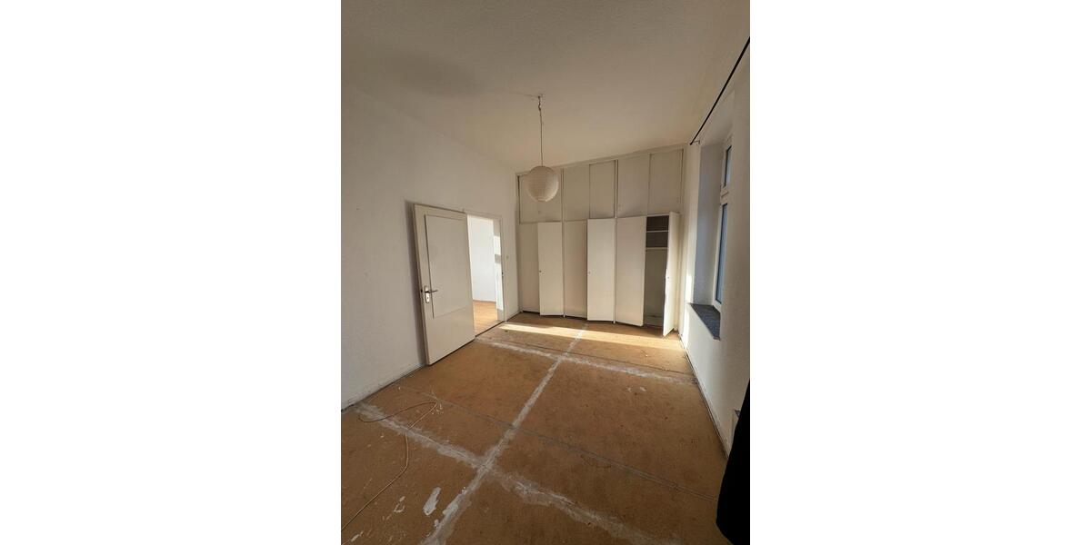 3 Zimmer KDB 1 OG in Erle Crangerstr 3 zimmer