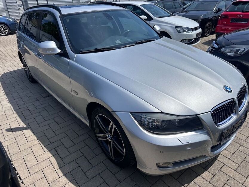 318