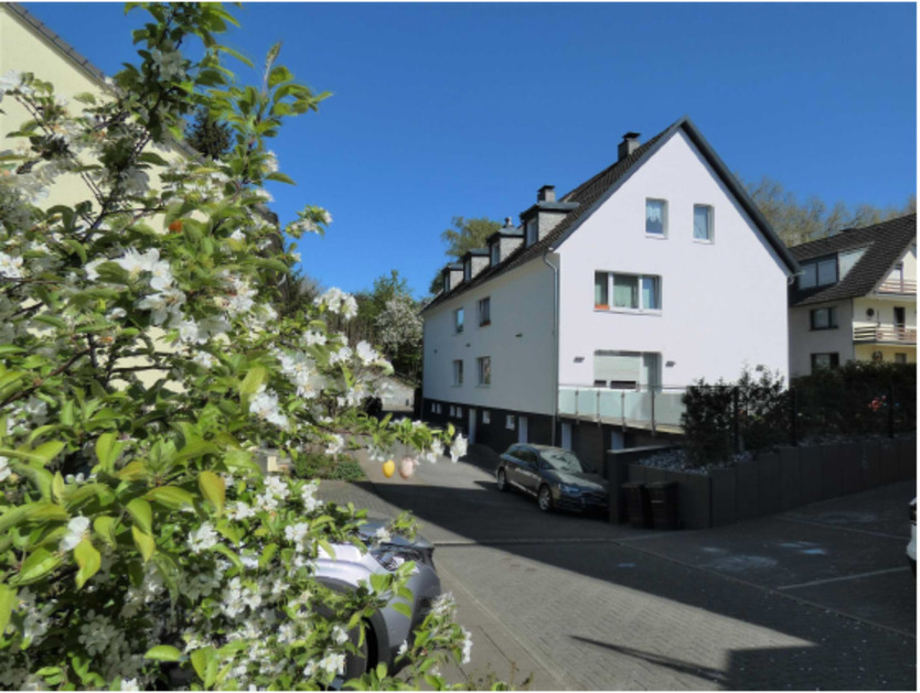 Helle 3-Zimmer-Dachgeschosswohnung - sofort Bezugsbereit zimmer