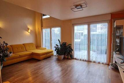 Exklusives Townhouse in Düsseldorf-Nähe - Südgarten, Dachterrasse & TG-Direktzugang 4 zimmer