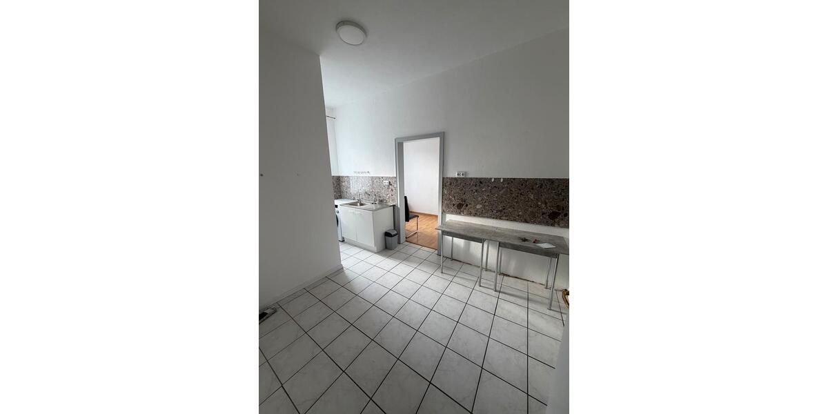 Wohnung (ca. 50 m2), 2 Zimmer, teiilmöbiliert *sofort verfügbar* 2 zimmer