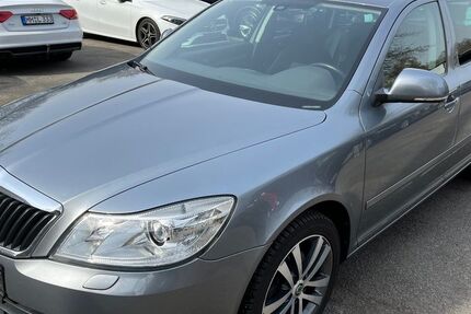 Skoda Octavia 197.565 km 5.450 &euro; Oberhausen 46045