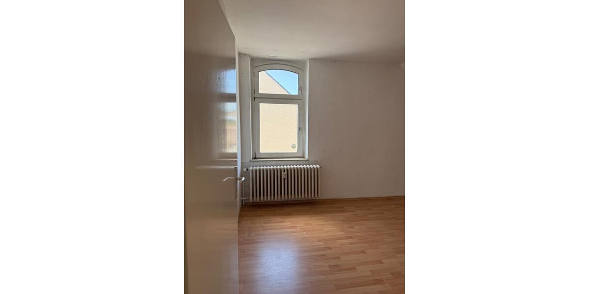 DG Wohnung 78 m2 ab sofort 3 zimmer