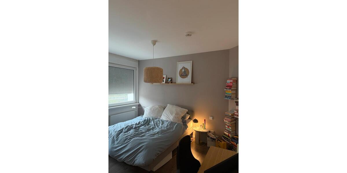 Etagenwohnung Essen Stadtbezirk II - 2.5 Zimmer, 83 m&sup2;, 1.240&euro; | Angebot:25749518