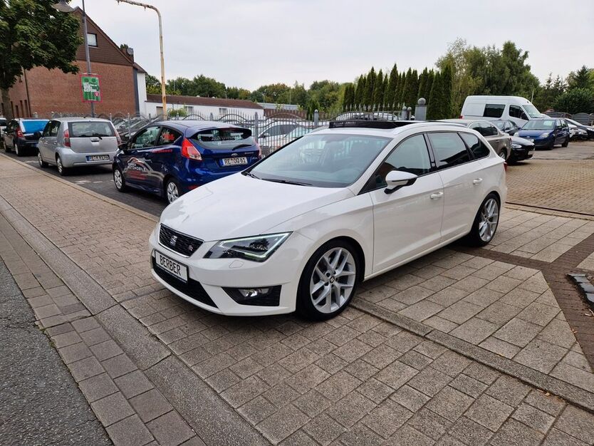Seat Leon 105.659 km 14.990 € Herten 45701