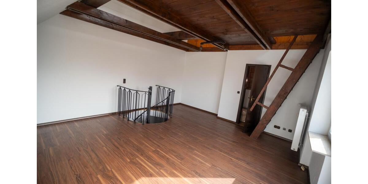 Maisonettenwohnung Dinslaken - 2.5 Zimmer, 60 m&sup2;, 160.000&euro; | Angebot:25806491