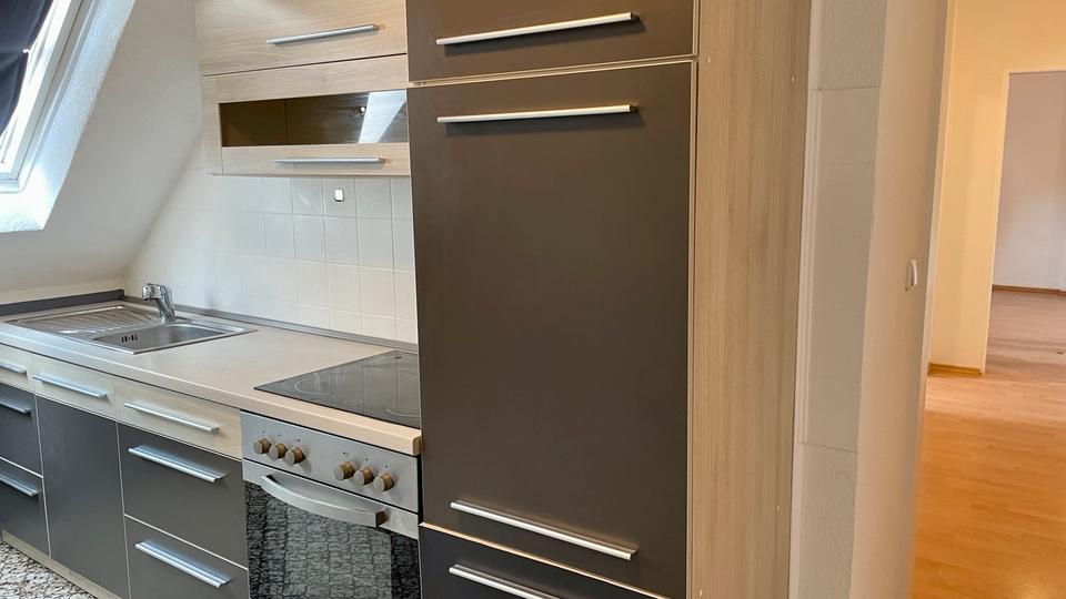 Etagenwohnung Essen Stadtbezirk III - 1 Zimmer, 49 m&sup2;, 575&euro; | Angebot:26478528