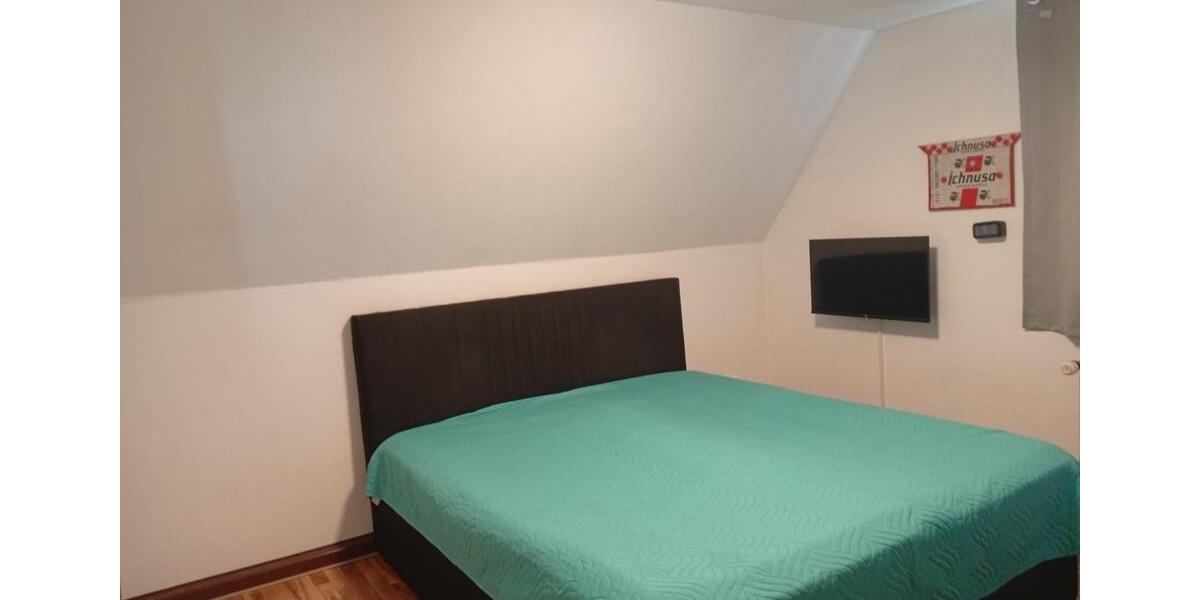 Dachgeschoßwohnung Gladbeck Brauck - 4 Zimmer, 80 m&sup2;, 1.000&euro; | Angebot:26470927