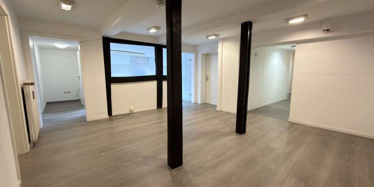 Großes Büro- und Praxisfläche in Hattingens Altstadt mit IT-Raum, LAN, Seminarraum und Gartennutzung 10 zimmer