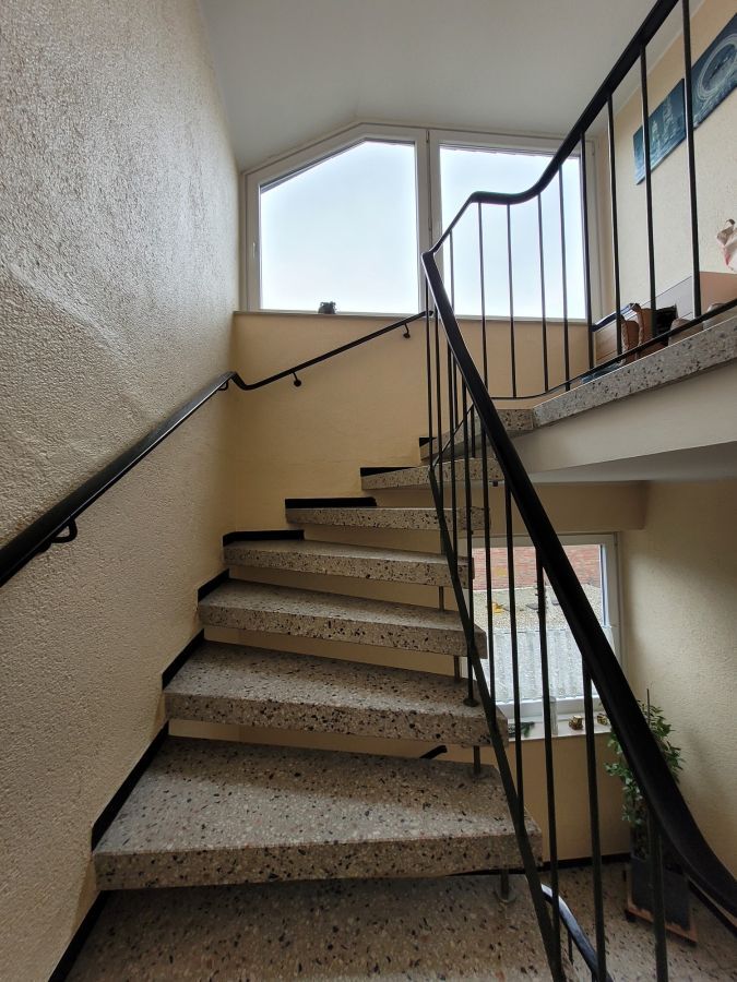 Provisionsfrei* Mehrfamilienhaus, 4 WE in Top Lage, EG 92 qm mit Garten u. Garage frei