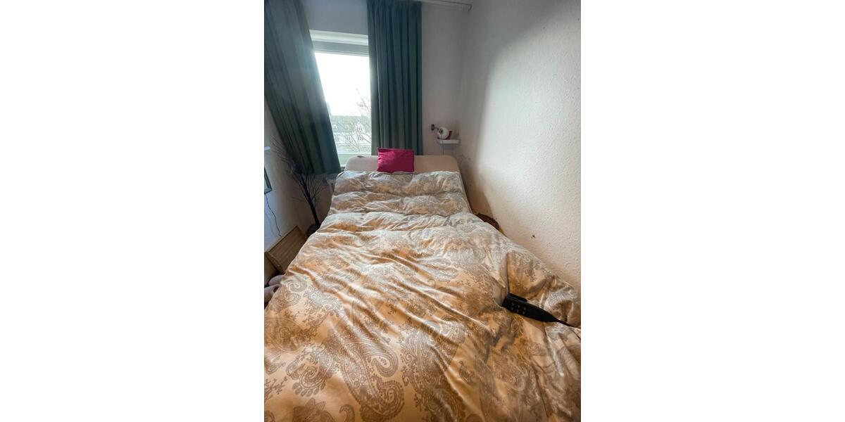 Einfamilienhaus Mülheim an der Ruhr - 2 Zimmer, 38 m&sup2;, 400&euro; | Angebot:25649461