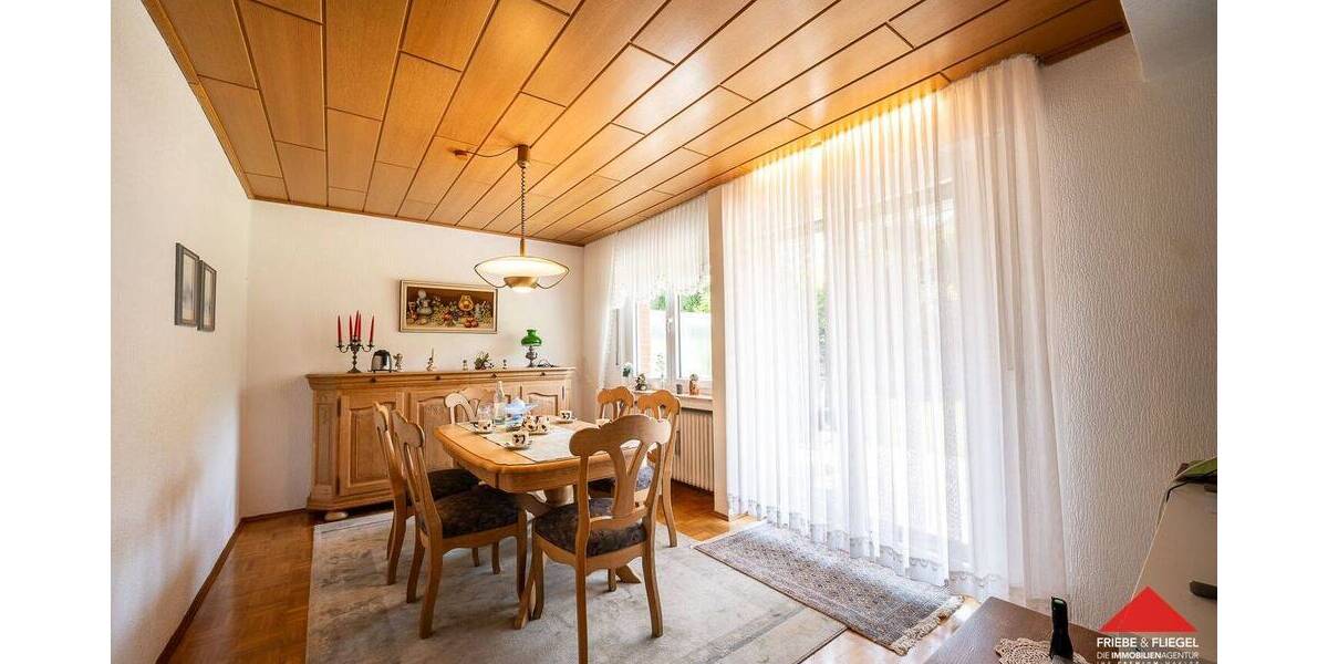 Gepflegtes Zweifamilienhaus mit Garage und schönem Grundstück - Mehrfamilienhaus, Wohnhaus Herne Holthausen | Angebot:26808480