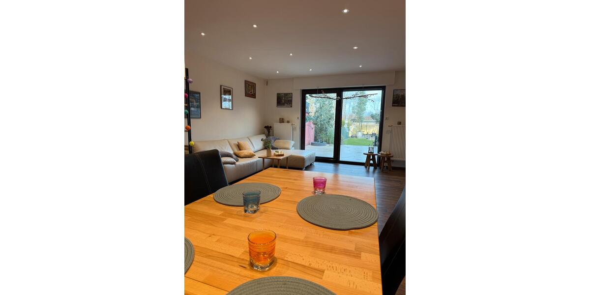 Reihenhaus Oberhausen Biefang - 4 Zimmer, 130 m&sup2;, 489.000&euro; | Angebot:27463524