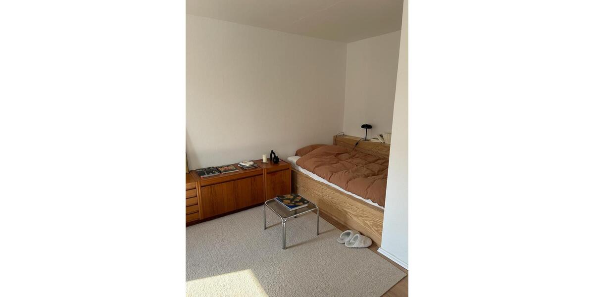 Etagenwohnung Essen Stadtbezirk VI - 1 Zimmer, 32 m&sup2;, 85.000&euro; | Angebot:27499407