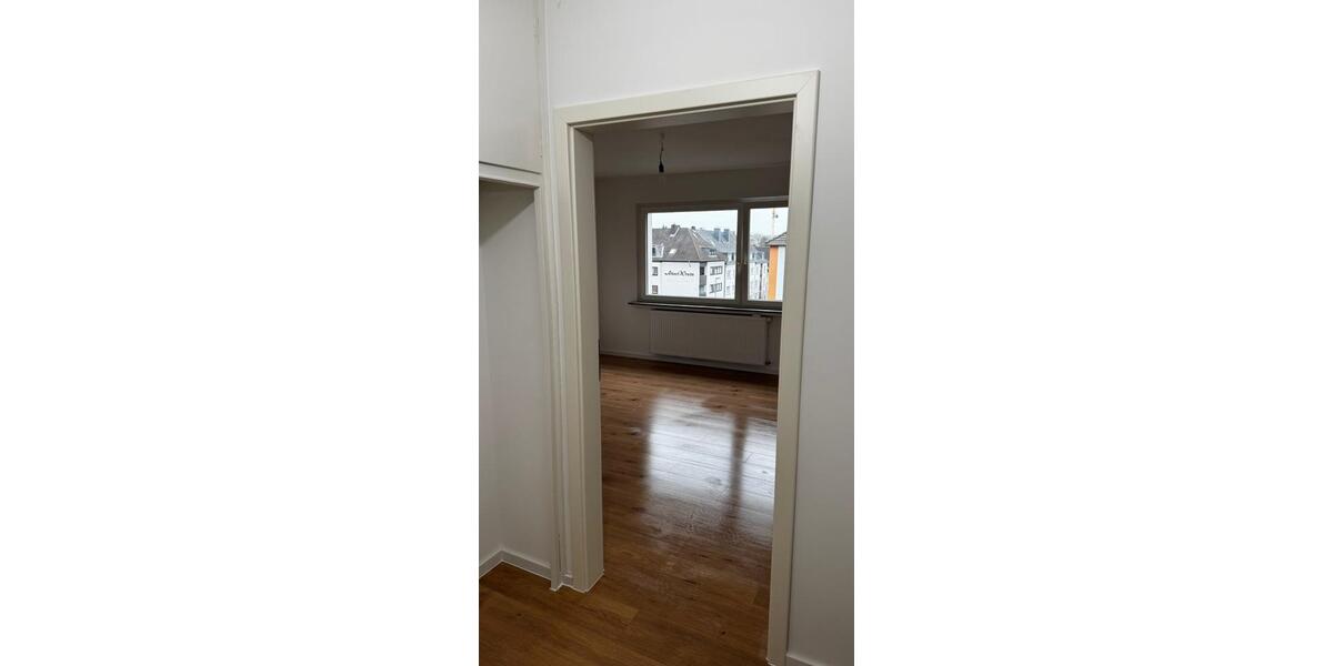 Etagenwohnung Essen Stadtbezirk II - 1 Zimmer, 32 m&sup2;, 490&euro; | Angebot:25219271