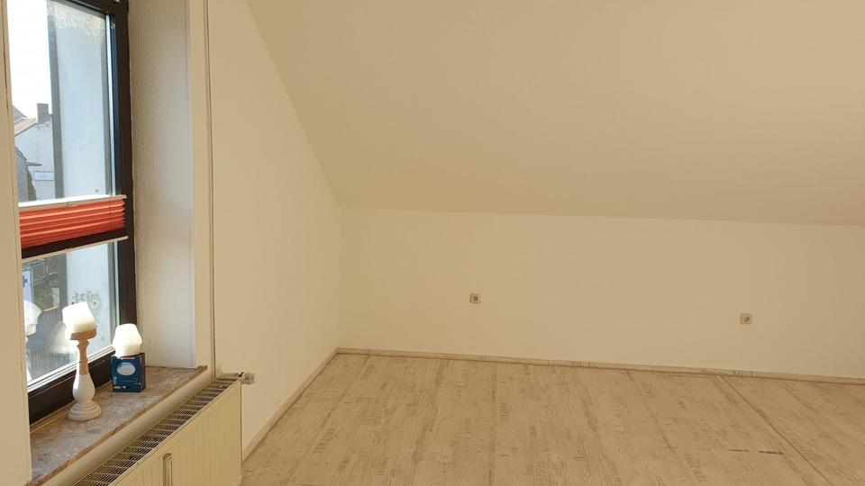 Teil 1 von WOHN-GESCHÄFTSHAUS am LINKEN NIEDERRHEIN, VON PRIVAT zimmer