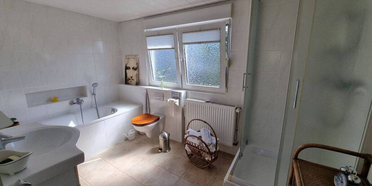 Mehrfamilienhaus, Wohnhaus Wuppertal Barmen - 7 Zimmer, 175 m&sup2;, 399.000&euro; | Angebot:26927672