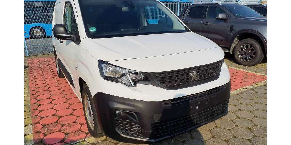 Peugeot Partner 104.000 km 13.480 &euro; Essen 45307