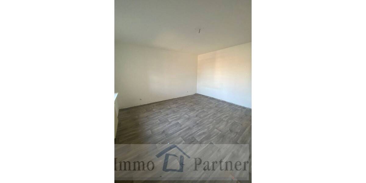 Etagenwohnung Duisburg / Aldenrade Aldenrade - 4 Zimmer, 118 m&sup2;, 158.000&euro; | Angebot:23982412