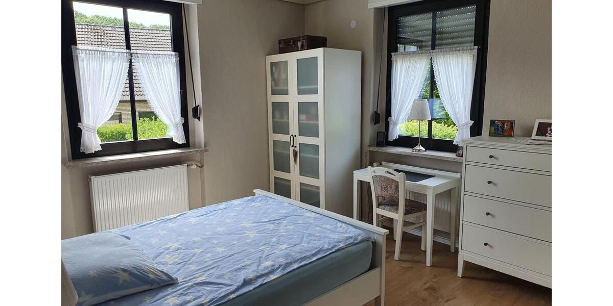 Einfamilienhaus Wuppertal Gemarkung Langerfeld - 11 Zimmer, 252 m&sup2;, 420.000&euro; | Angebot:26478866