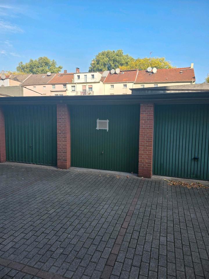 Wohnung Plus Garage zu verkaufen