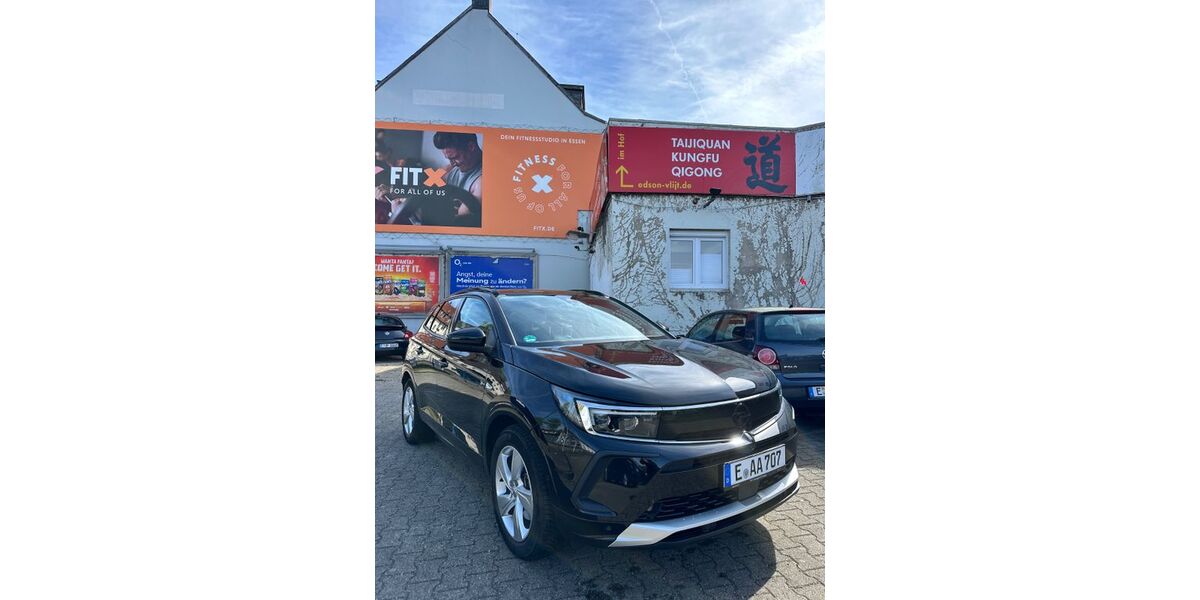 Opel Grandland (X) 106.000 km 16.900 &euro; Essen 45276