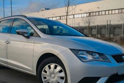 Seat Leon 141.089 km 6.200 &euro; Gelsenkirchen 45888