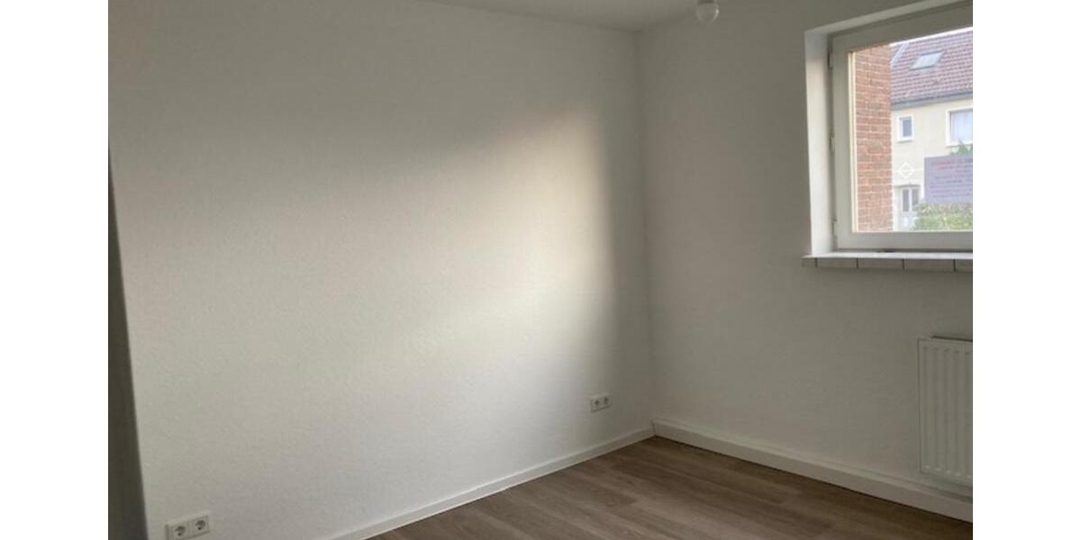 Nichtraucher -EG -Whg. in Ob-Klosterhardt, Erstbezug n. Sanierung 3 zimmer