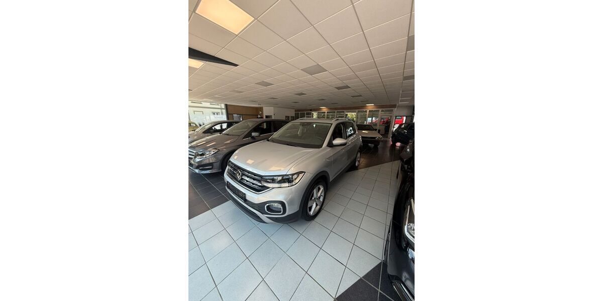 VW T-Cross 14.130 km 18.200 &euro; Wülfrath 42489