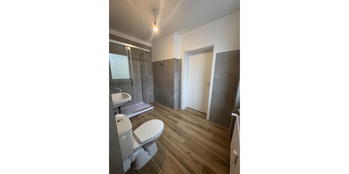 Erstbezug nach Renovierung – stilvolle 3,5 -Zimmer-Wohnung 3 zimmer