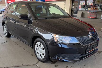 Skoda Fabia 102.000 km 5.900 &euro; Bochum 44879