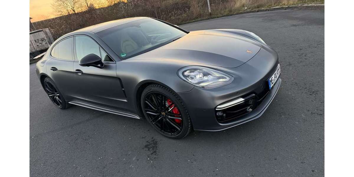 Porsche Panamera 106.863 km 71.500 &euro; Velbert 42551